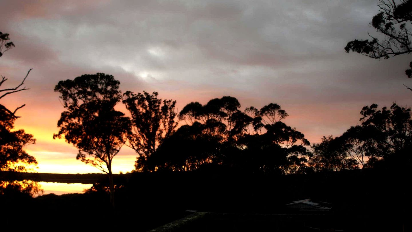 Sensational Vacation Rental with Spectacular Views in Youngs Siding, Australia