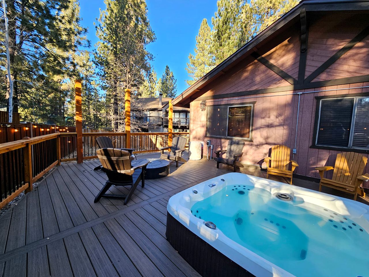 Mountain Bliss: Pet-Friendly Cabin Summit with Hot Tub in Big Bear Lake