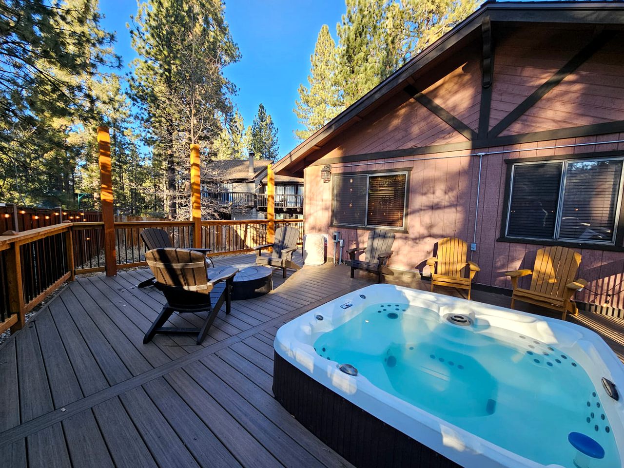 Mountain Bliss: Pet-Friendly Cabin Summit with Hot Tub in Big Bear Lake