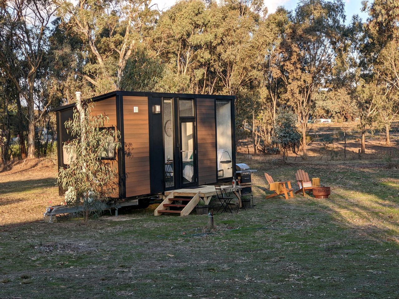 Vineyard Tiny Glamping in Victoria near Kara Kara National Park