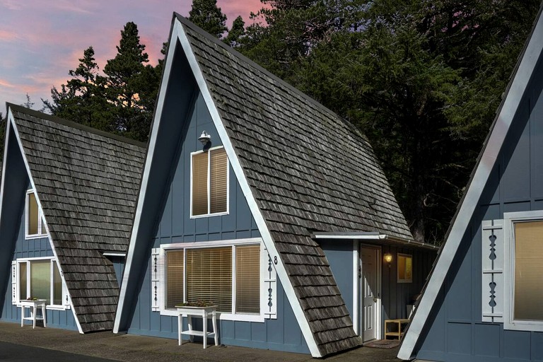 Wonderful A frame Nestled Amidst Trees in Otter Rock, Oregon