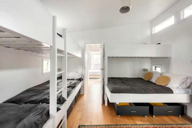 Beach Houses (Australia, Culburra Beach, New South Wales)