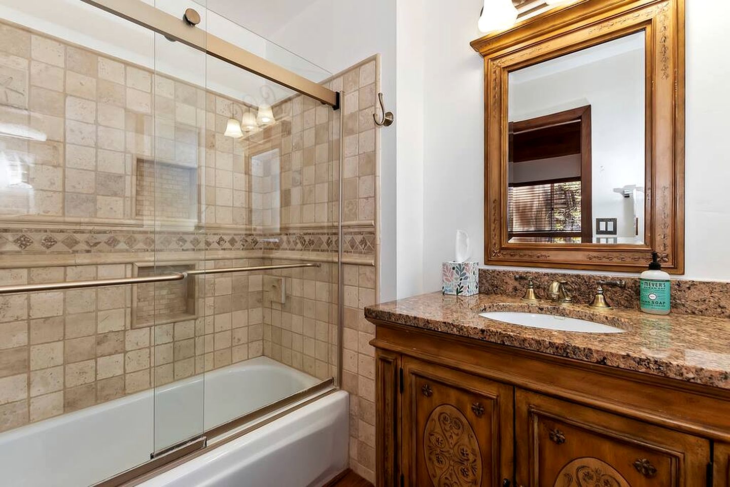 Wonderful Cabin with Amazing Outdoor Space Fantastic for Water Activities in Big Bear Lake, California