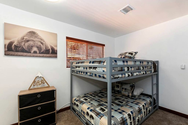 Cabins (United States of America, Big Bear Lake, California)