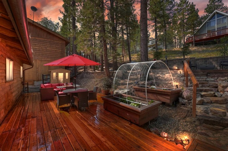 Cabins (United States of America, Big Bear Lake, California)