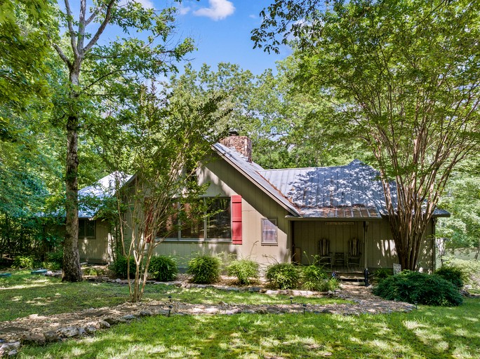 Cabins (United States of America, Mentone, Alabama)