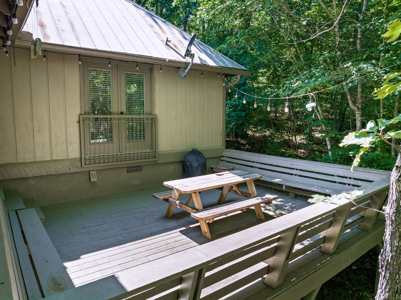 Wonderful Cabin with Fireplace in Mentone, Alabama