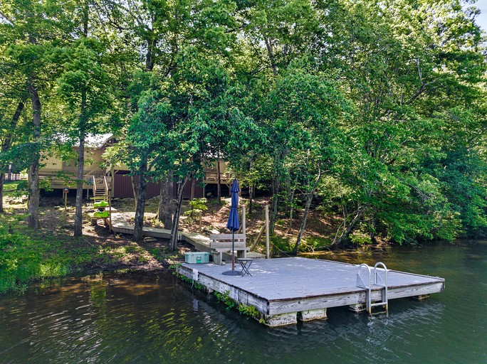 Cabins (United States of America, Mentone, Alabama)