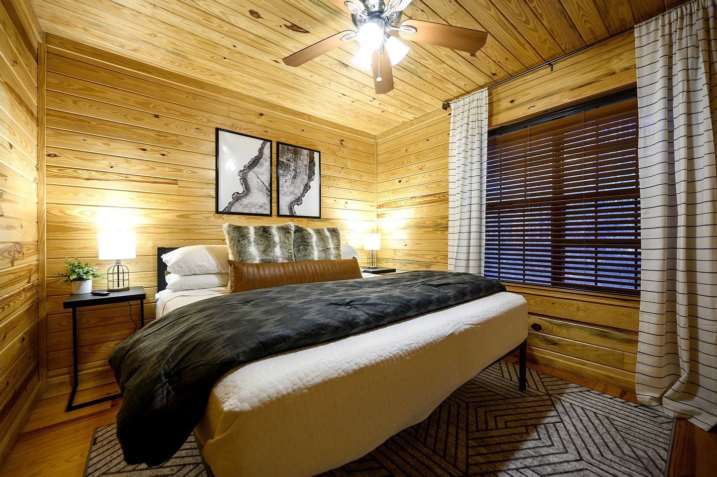 Wonderful Cabin Nestled in the Trees in Broken Bow, Oklahoma