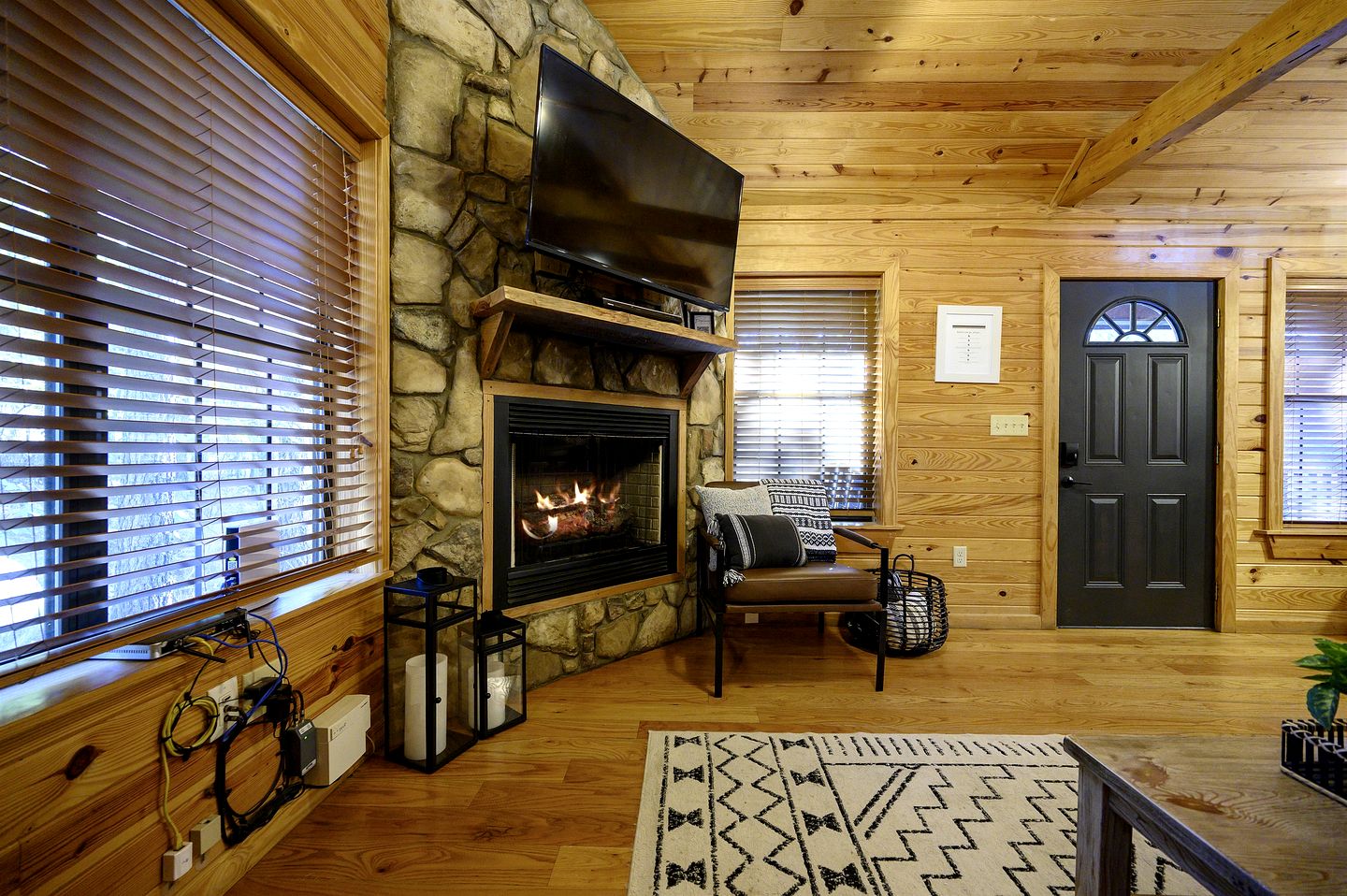 Wonderful Cabin Nestled in the Trees in Broken Bow, Oklahoma