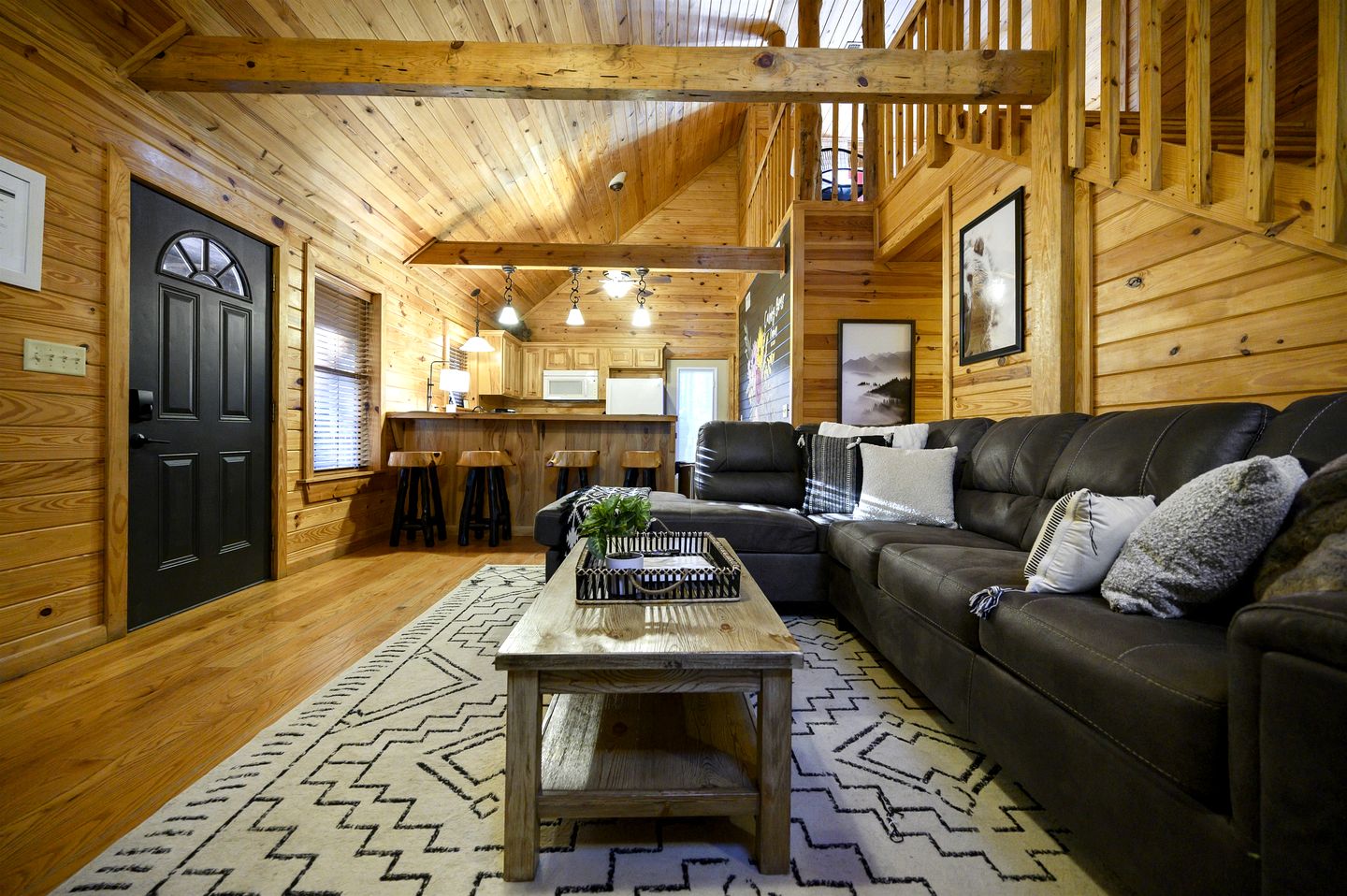 Wonderful Cabin Nestled in the Trees in Broken Bow, Oklahoma