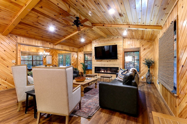 Cabins (United States of America, Broken Bow, Oklahoma)