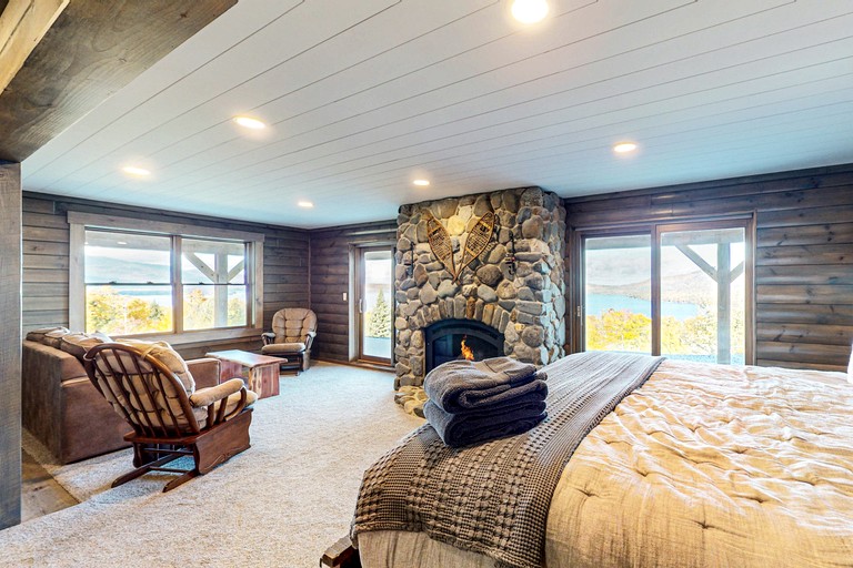 Cabins (United States of America, Greenville, Maine)