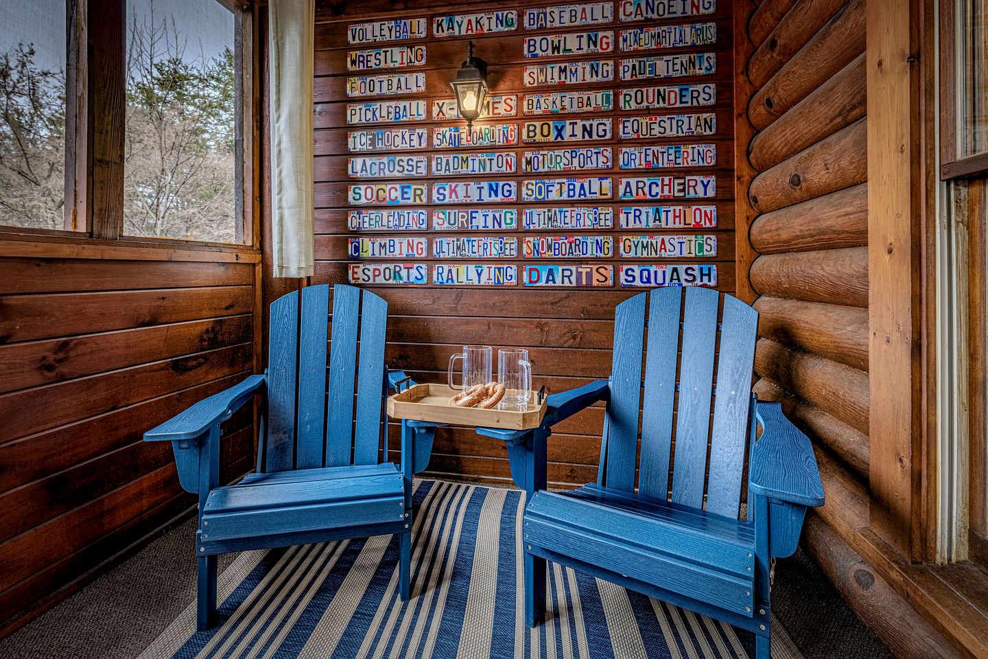 Wonderful Cabin with Spa and Equipped Deck in Tennessee