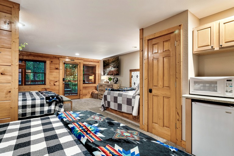 Cabins (United States of America, Pigeon Forge, Tennessee)