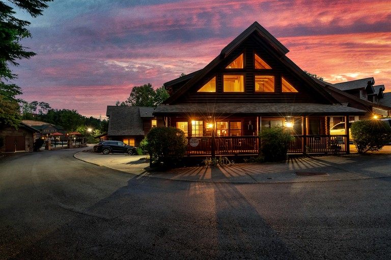Cabins (United States of America, Pigeon Forge, Tennessee)