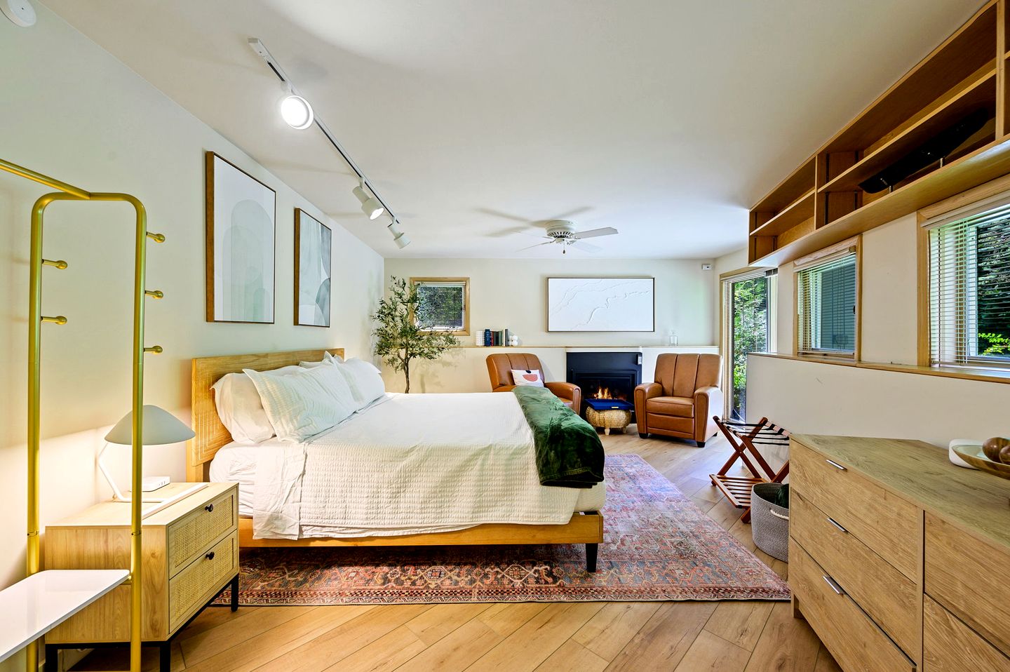 Wonderful Coast Cottage Beautifully Design in Wisconsin