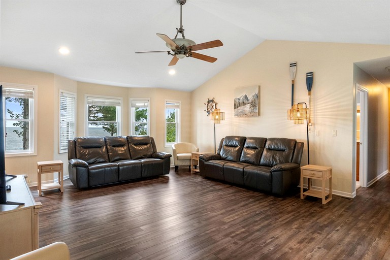 Cottages (United States of America, Moran, Michigan)