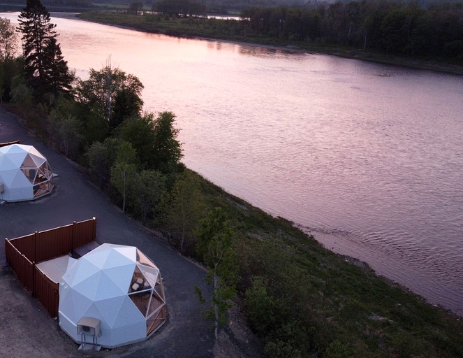 Domes (Canada, Flatlands, New Brunswick)