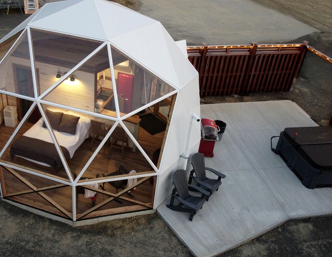 Domes (Canada, Flatlands, New Brunswick)