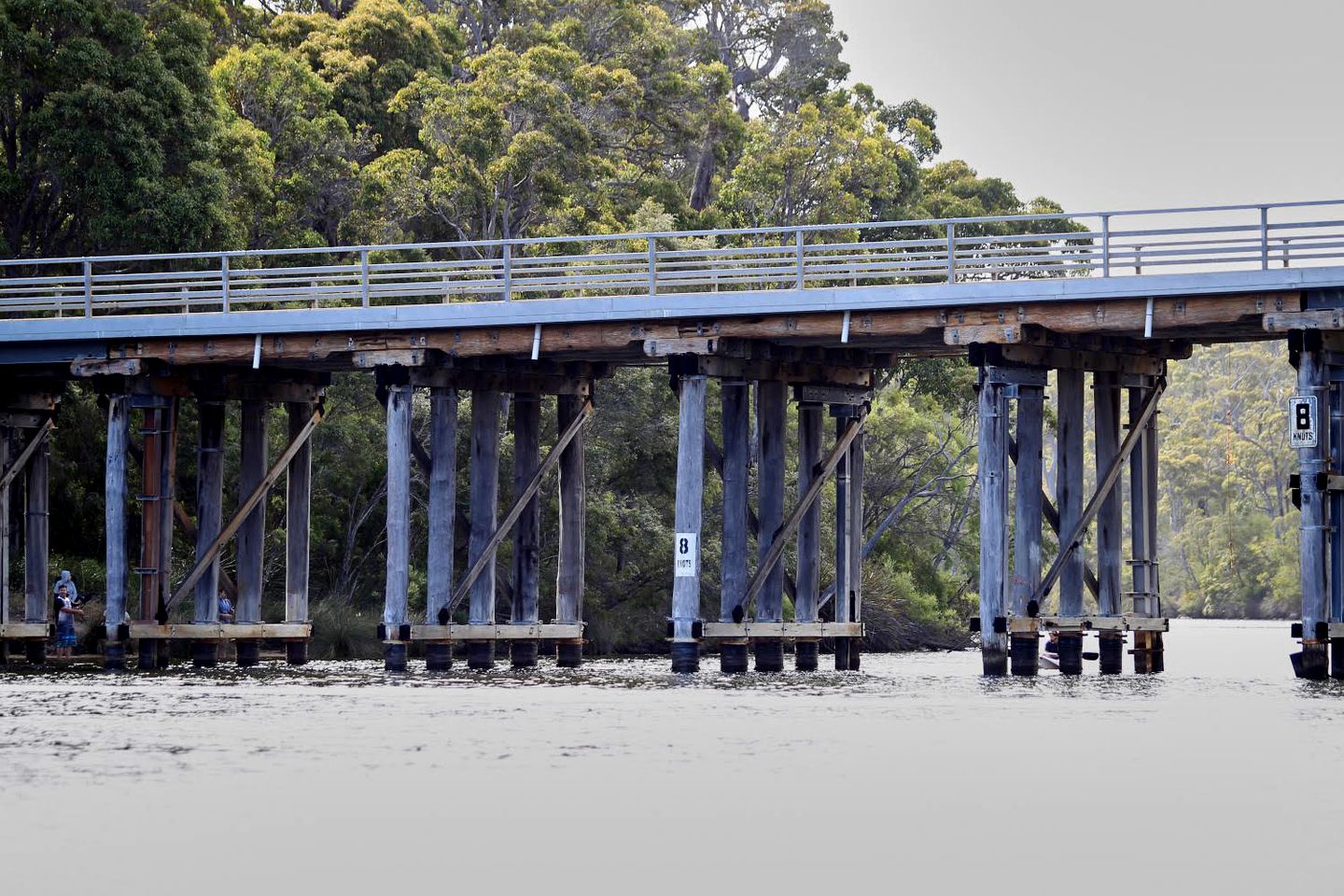 Wonderful Floating Getaway for Six near Busselton, Western Australia