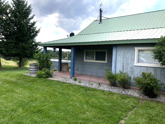 Cottages (United States of America, Pray, Montana)