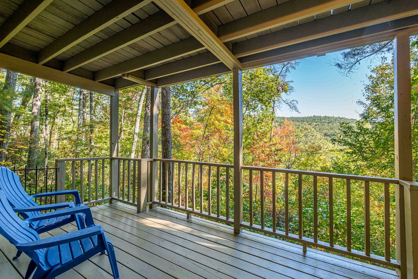 Wonderful Secluded Cabin with Barbecue in Helen, Georgia