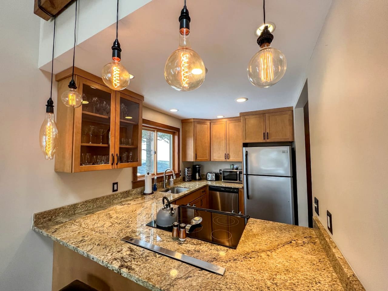 Wonderful Spacious Cabin with Serene Mountain Views in Bartlett, New Hampshire