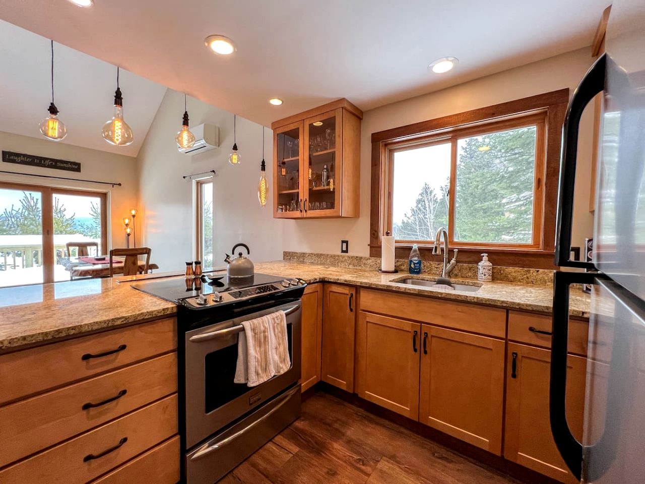 Wonderful Spacious Cabin with Serene Mountain Views in Bartlett, New Hampshire