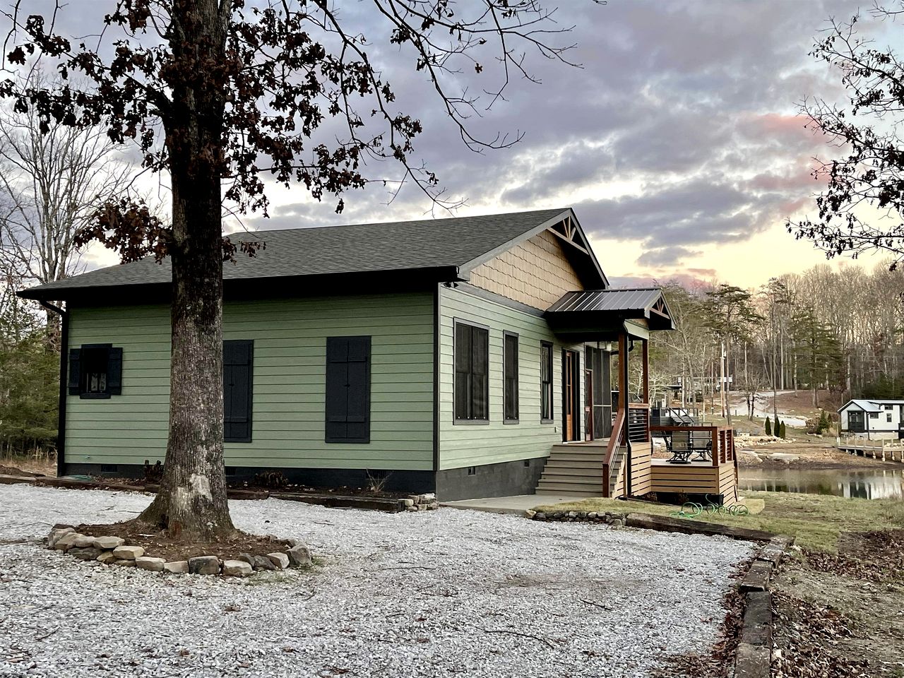 Wonderful Tiny Cabin Ideal for Small Groups in Tennessee