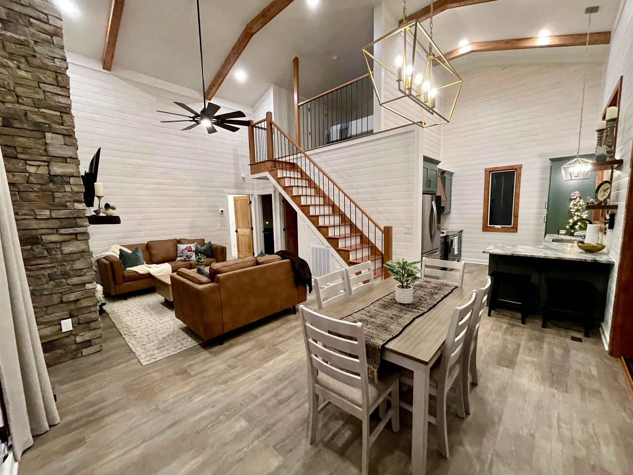 Wonderful Tiny Cabin Ideal for Small Groups in Tennessee