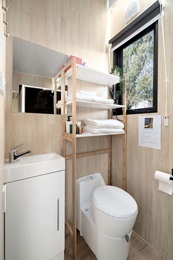 Tiny Houses (Australia, Taggerty, Victoria)