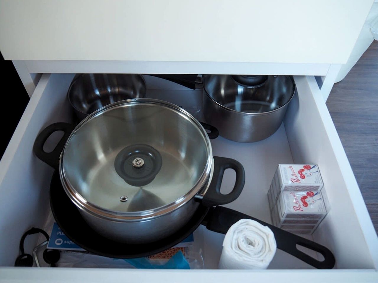 Wonderful Tiny House Farm Retreat with Views and Outdoor Firepit in New South Wales, Australia