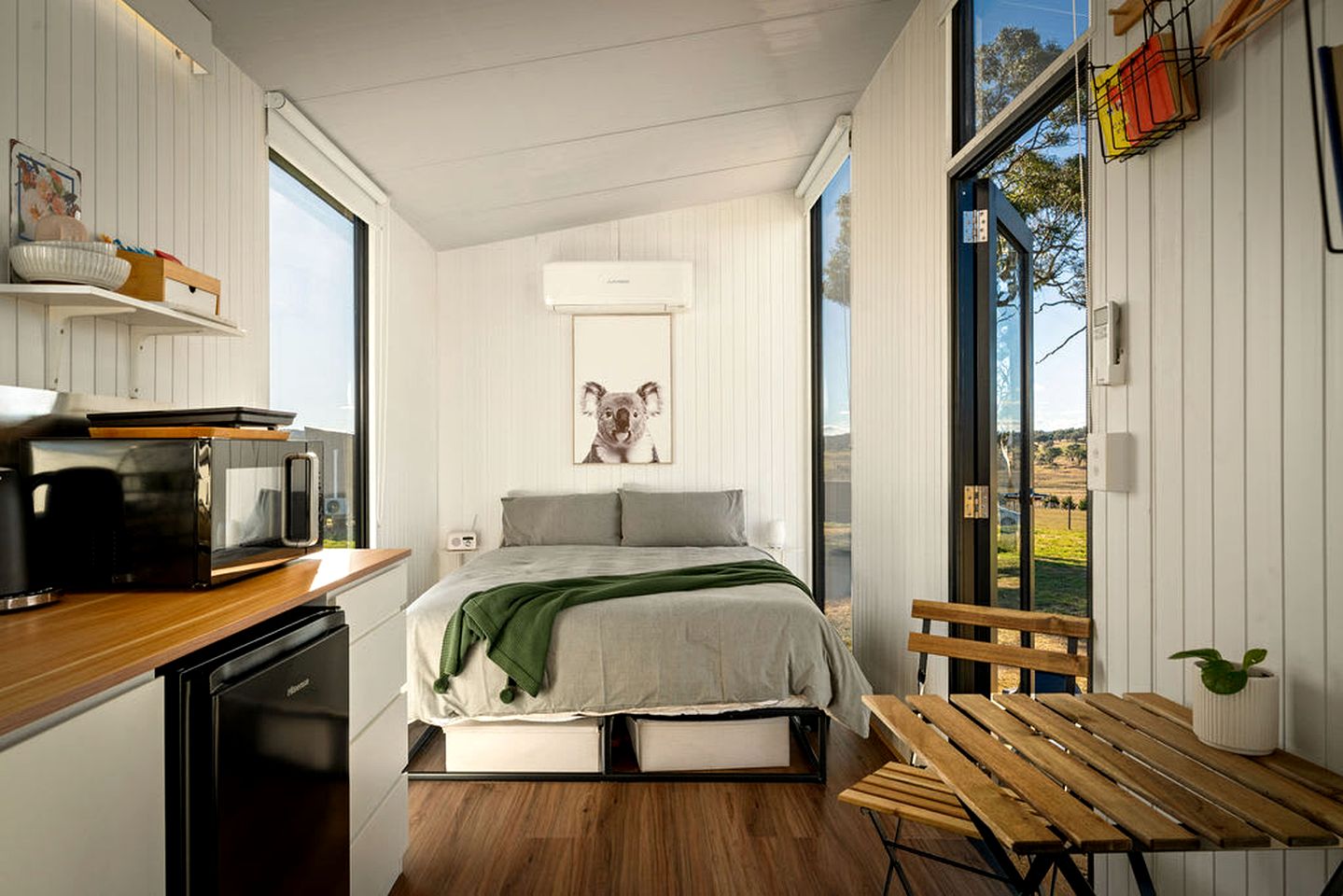 Wonderful Tiny House with Stunning Sights and Fire Pit in Towrang, New South Wales