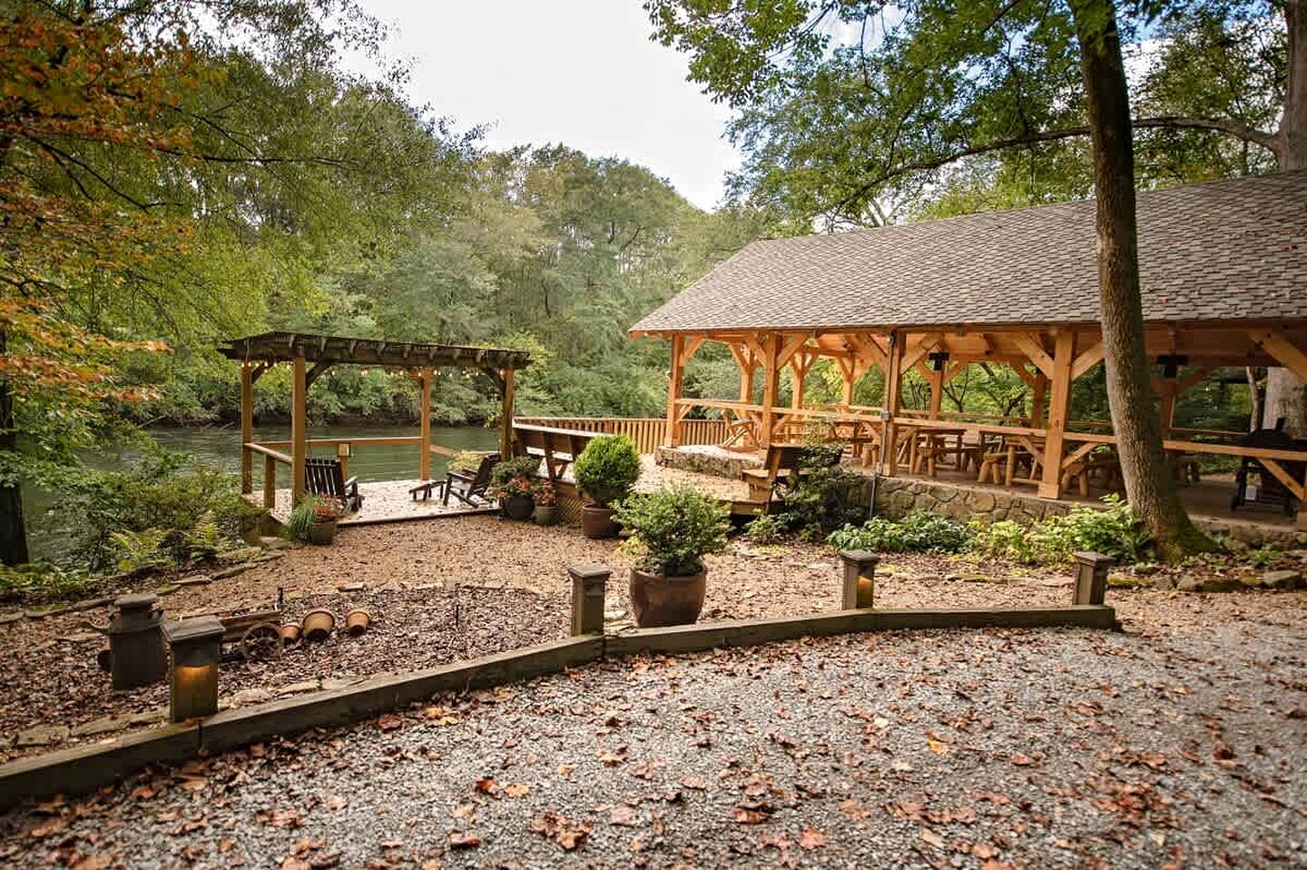 Wonderful Wagon Rental with Fire Pit Surrounded by Nature in Tennessee