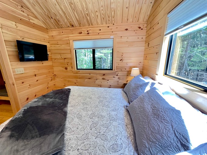 Cabins (United States of America, Steuben, Maine)