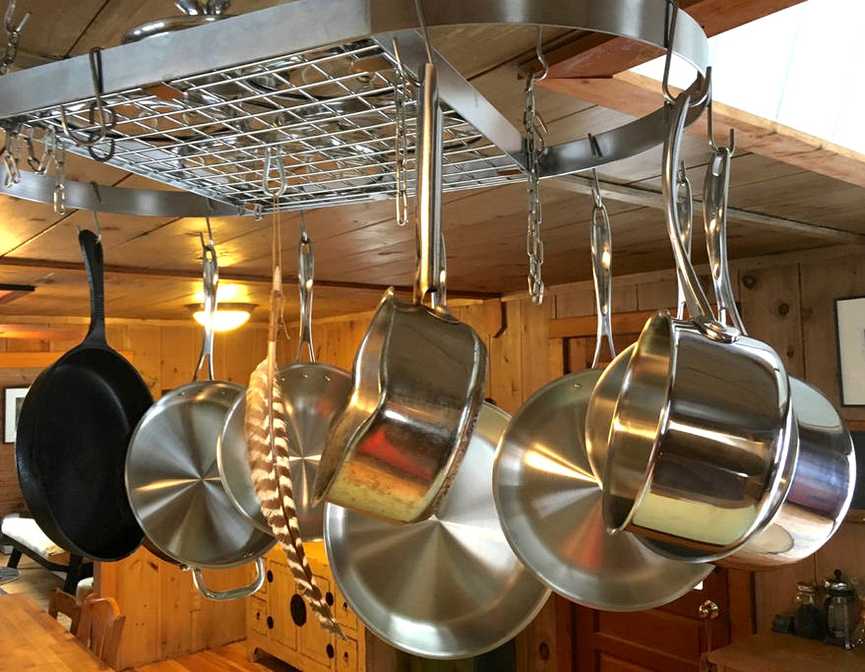 Cozy Cabin Rental with Deck Overlooking a Ravine in Grantsburg, Wisconsin