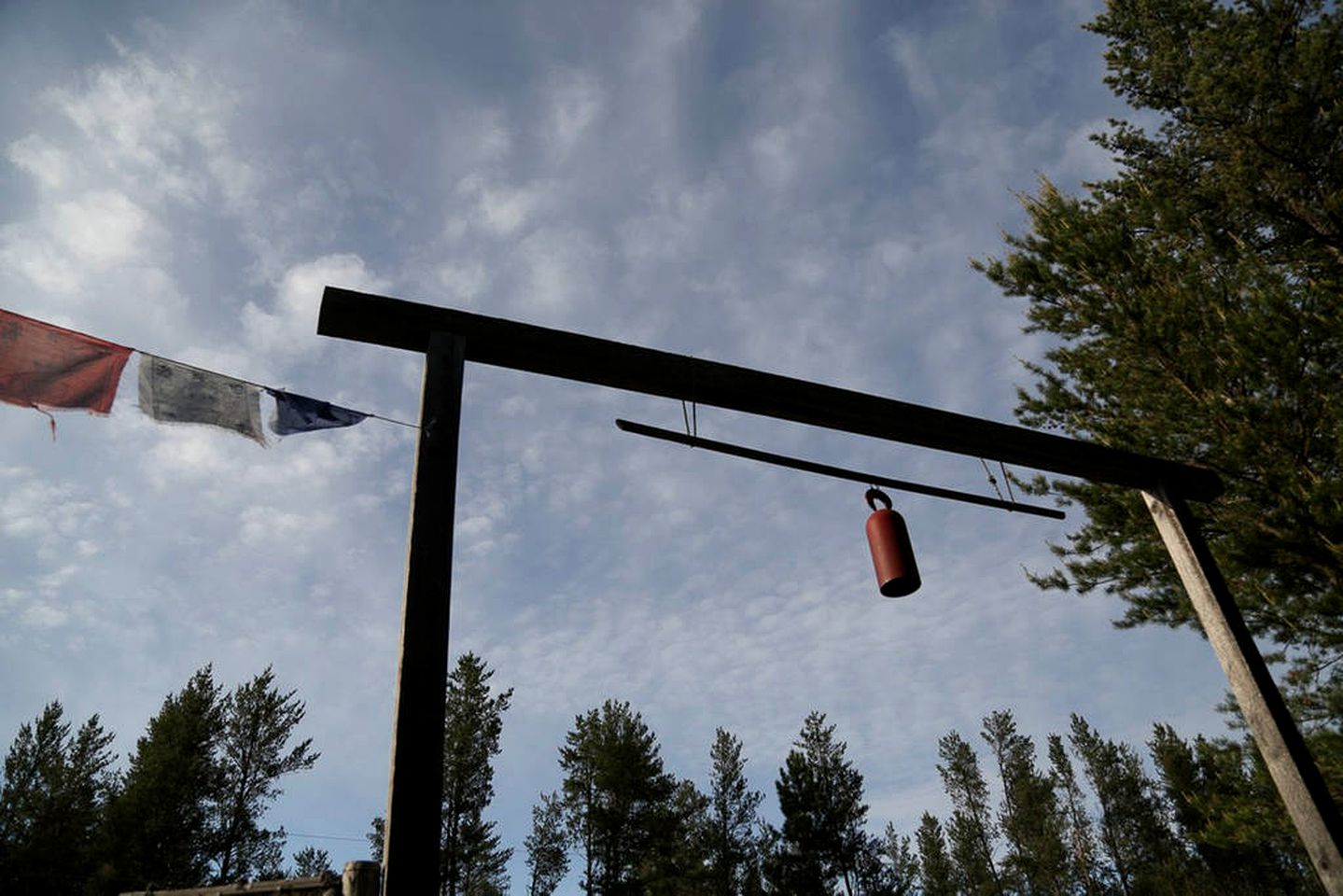 Cozy Cabin Rental with Deck Overlooking a Ravine in Grantsburg, Wisconsin