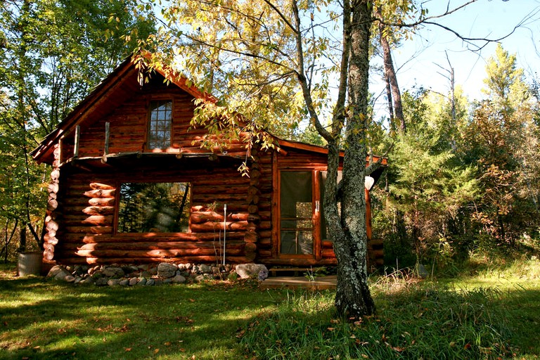 Cabins (Grantsburg, Wisconsin, United States)