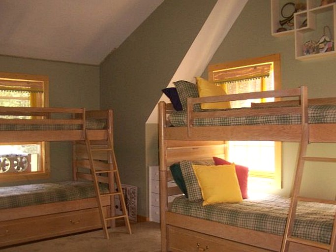 Log Cabins (Hillsdale, New York, United States)