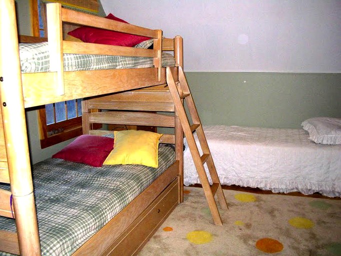 Log Cabins (Hillsdale, New York, United States)