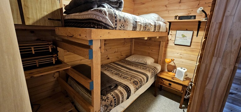 Cabins (United States of America, Greenville, Maine)