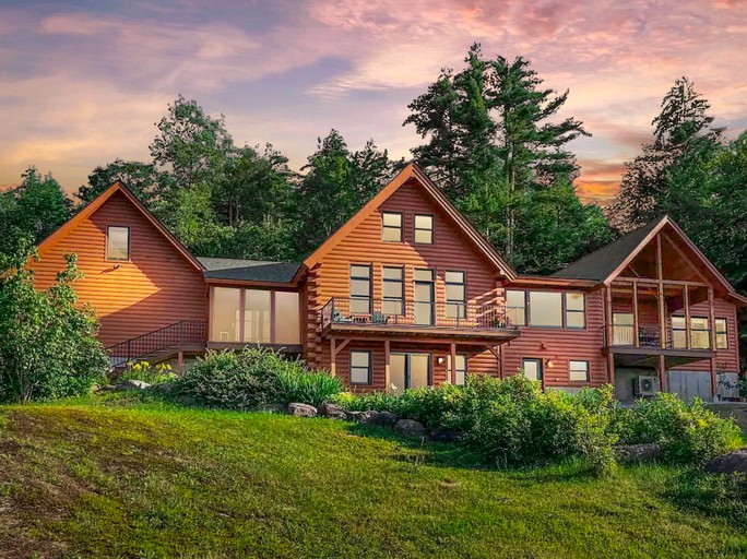 Cabins (United States of America, Conway, New Hampshire)