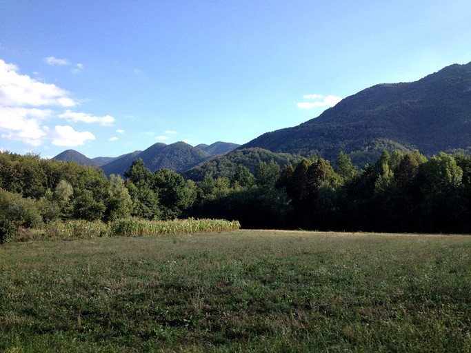 Cabins (Gospić, Lika-Senj, Croatia)