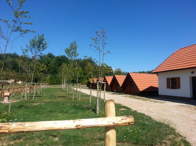 Cabins (Gospić, Lika-Senj, Croatia)