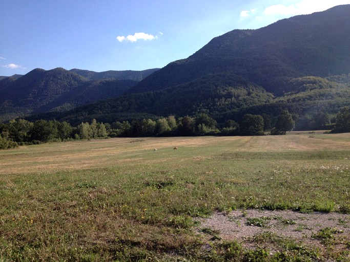 Cabins (Gospić, Lika-Senj, Croatia)
