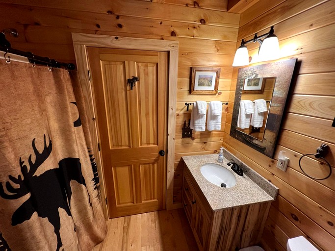 Cabins (United States of America, Greenville, Maine)