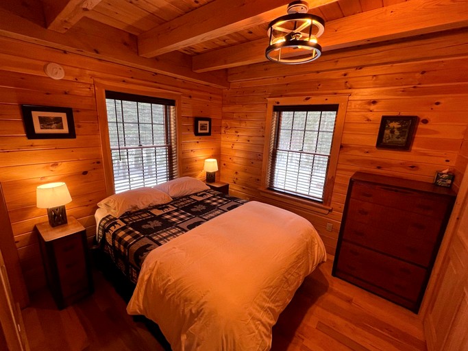 Cabins (United States of America, Greenville, Maine)