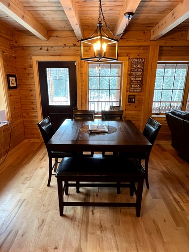 Cabins (United States of America, Greenville, Maine)