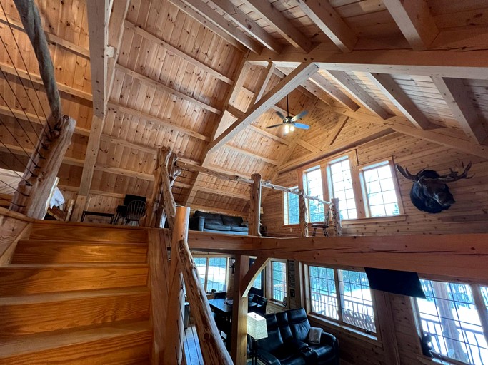 Cabins (United States of America, Greenville, Maine)